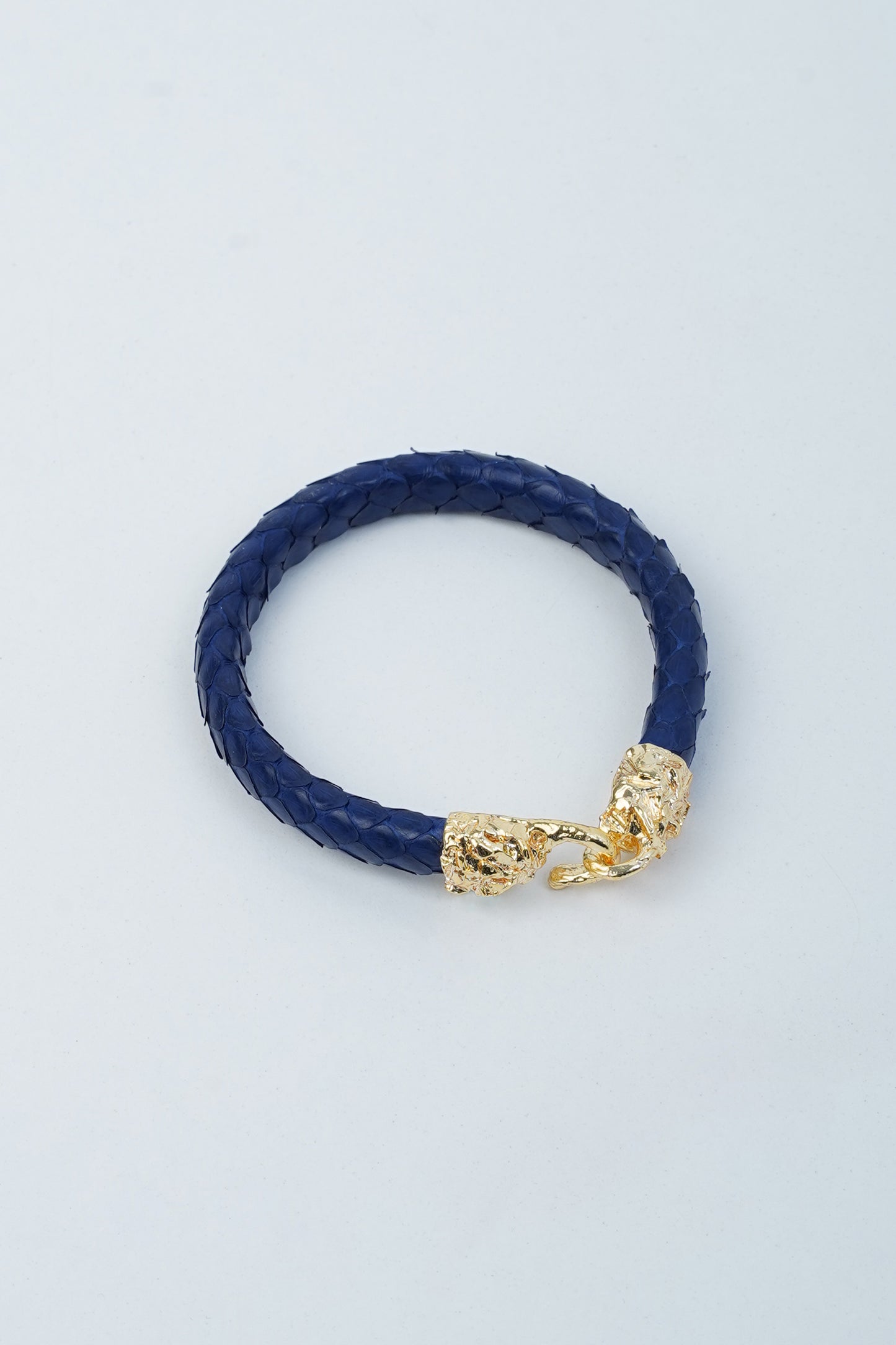Hierapolis handmade leather bracelet with gold-plated hook and python texture
