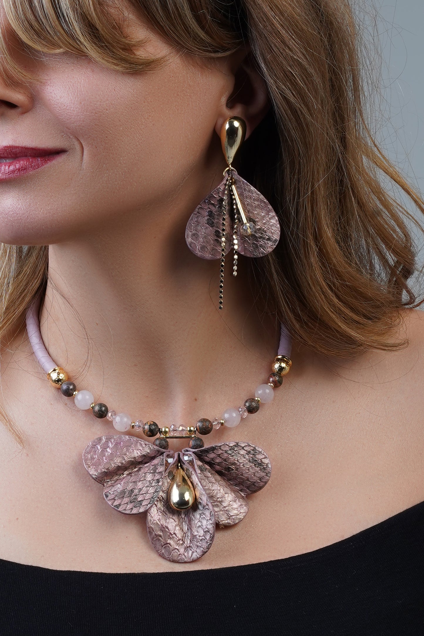 Crying Heart Flower Earing